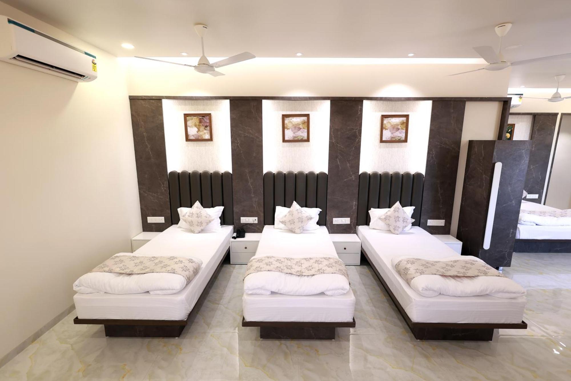 Hotel Grand Haveli Achad Esterno foto