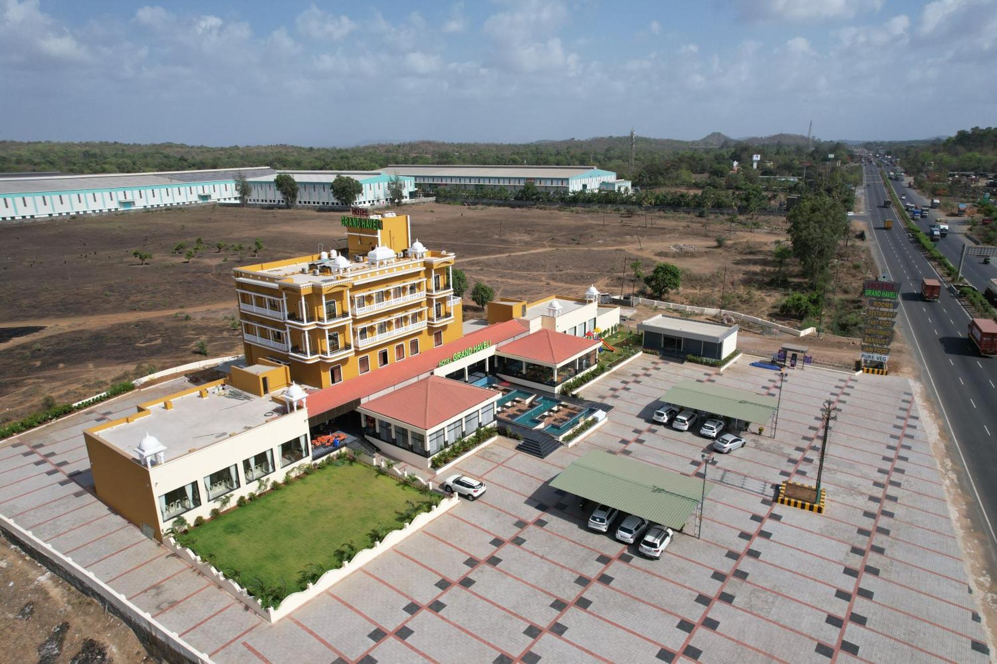 Hotel Grand Haveli Achad Esterno foto
