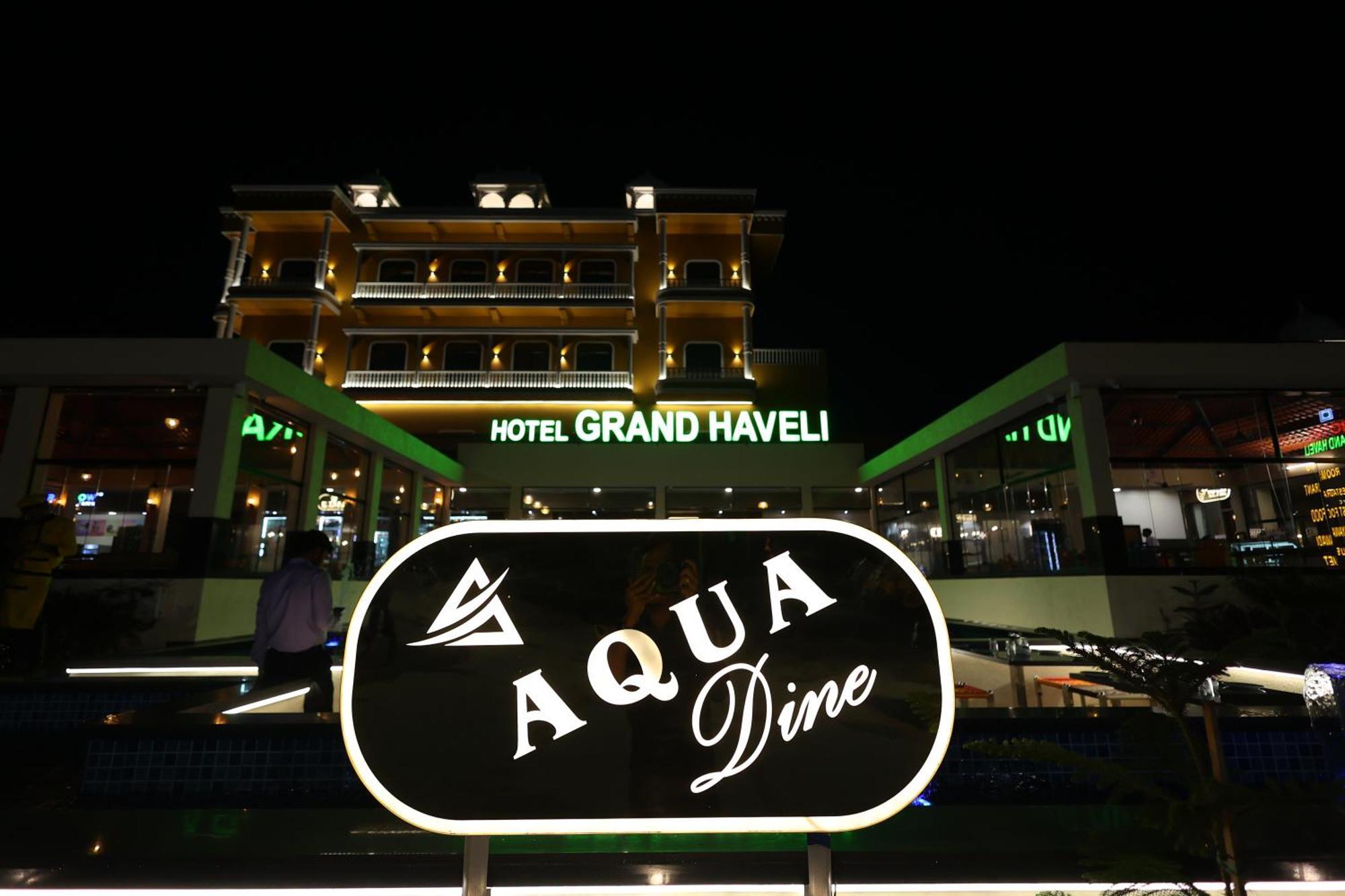 Hotel Grand Haveli Achad Esterno foto