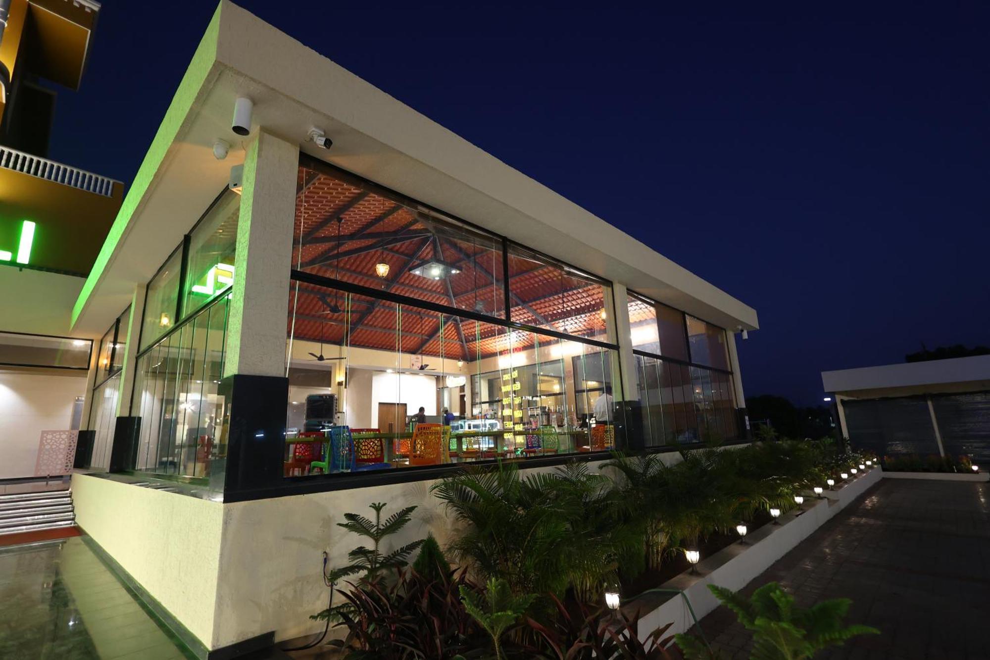 Hotel Grand Haveli Achad Esterno foto